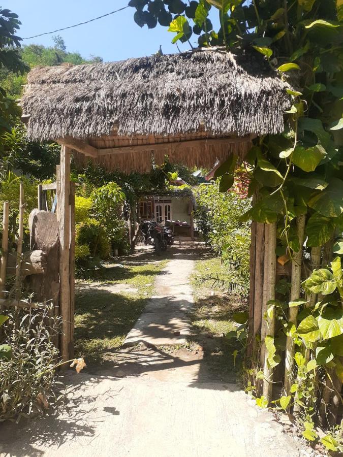 Nadil Homestay Kuta  Zewnętrze zdjęcie
