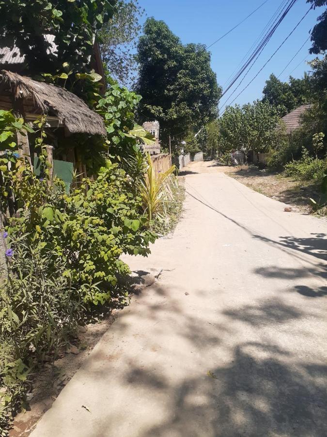 Nadil Homestay Kuta  Zewnętrze zdjęcie