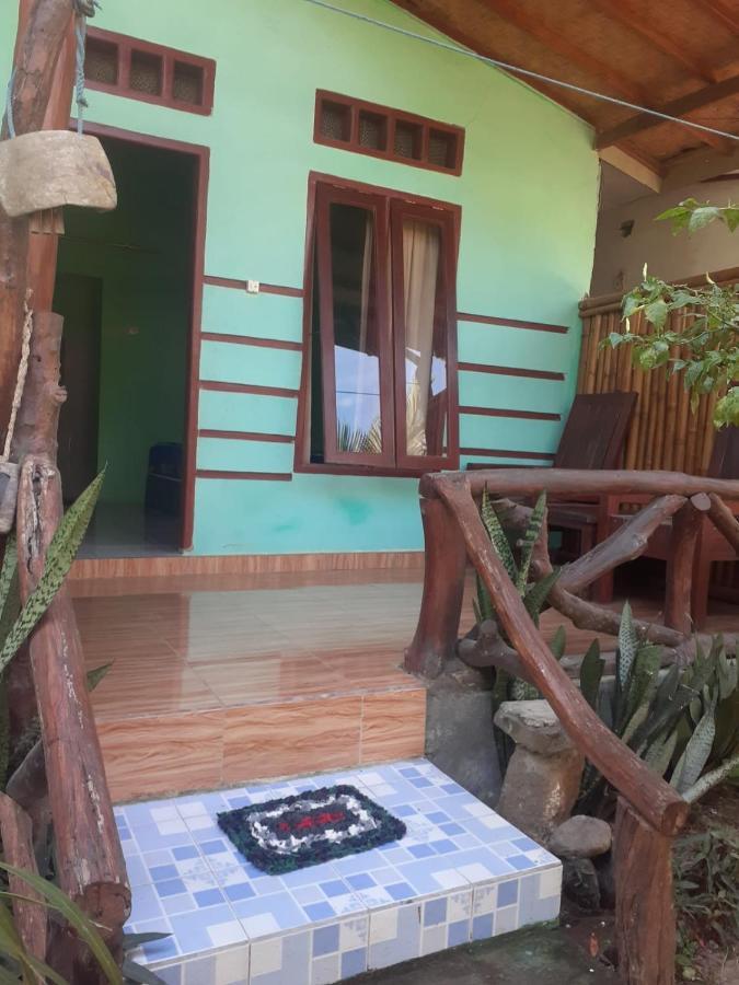 Nadil Homestay Kuta  Zewnętrze zdjęcie