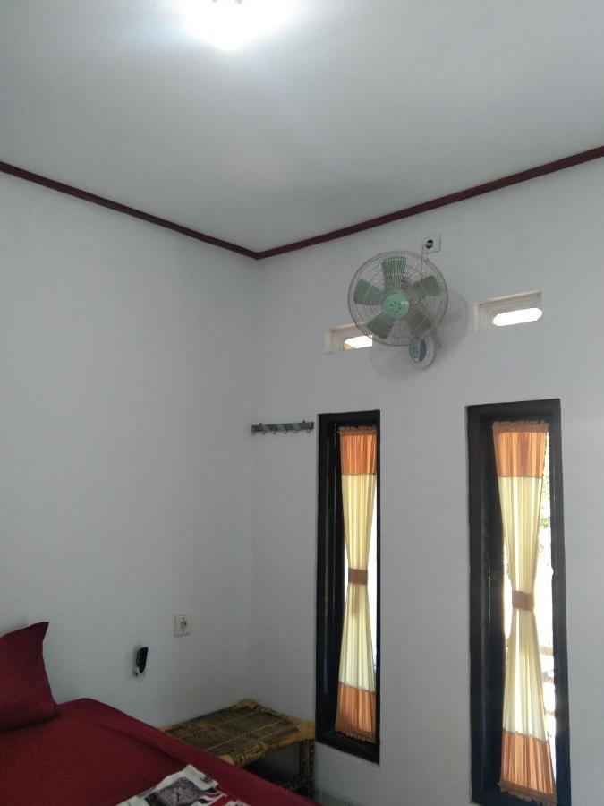 Nadil Homestay Kuta  Zewnętrze zdjęcie
