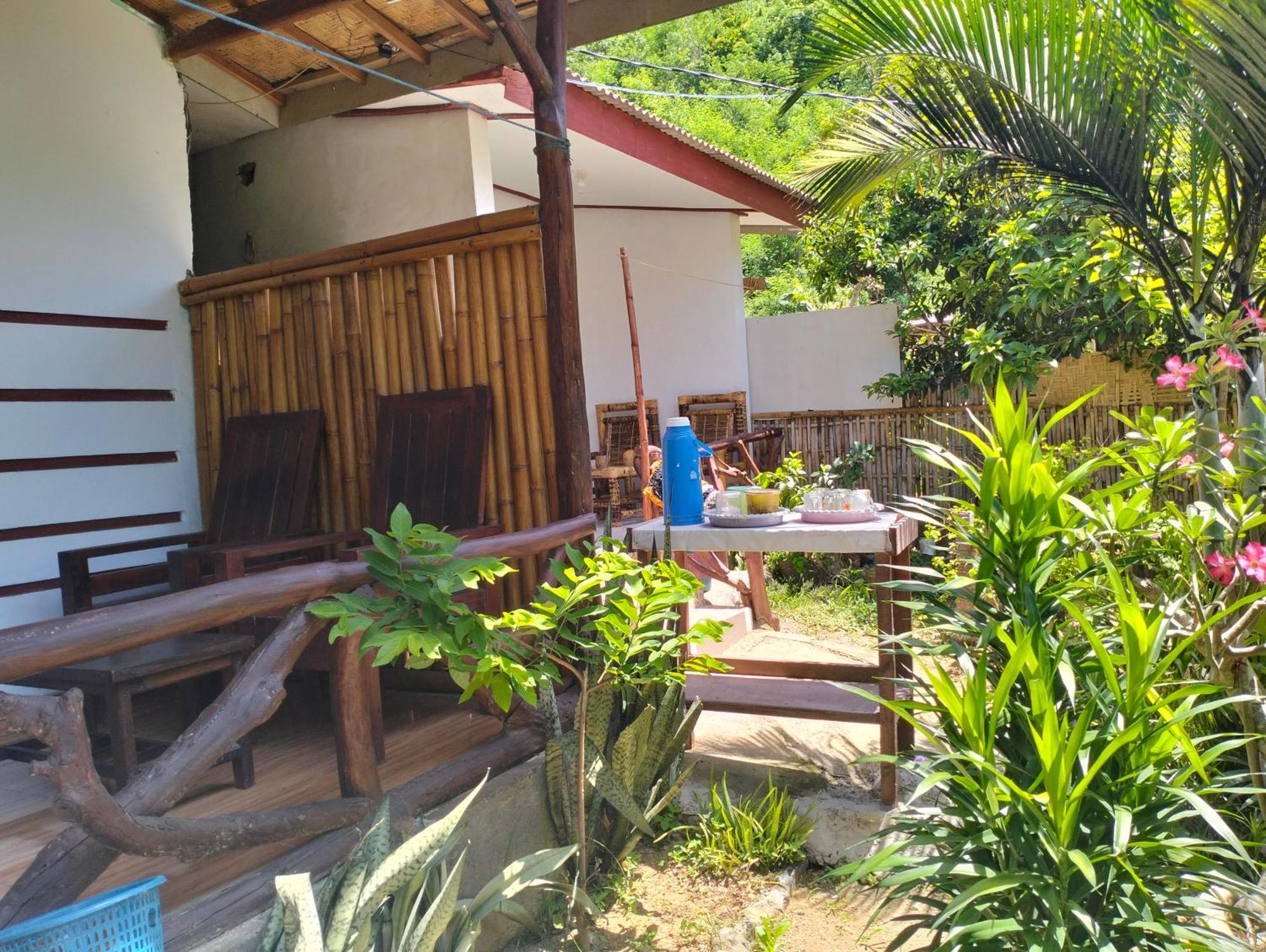 Nadil Homestay Kuta  Zewnętrze zdjęcie