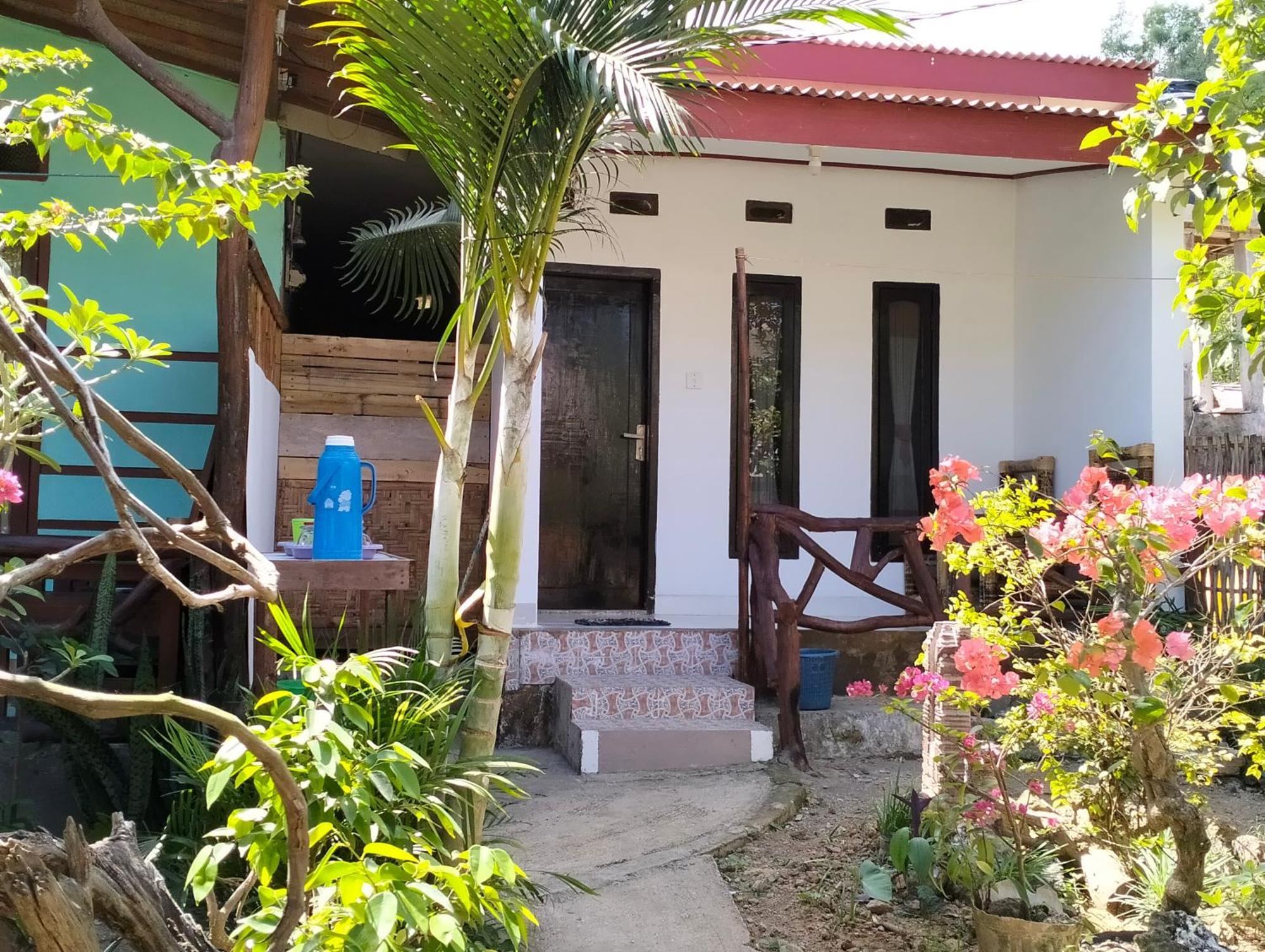 Nadil Homestay Kuta  Zewnętrze zdjęcie