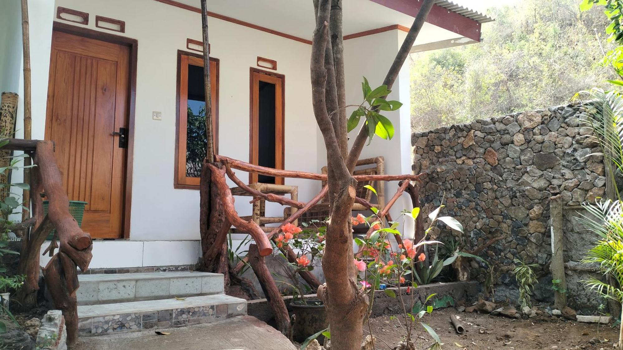 Nadil Homestay Kuta  Zewnętrze zdjęcie