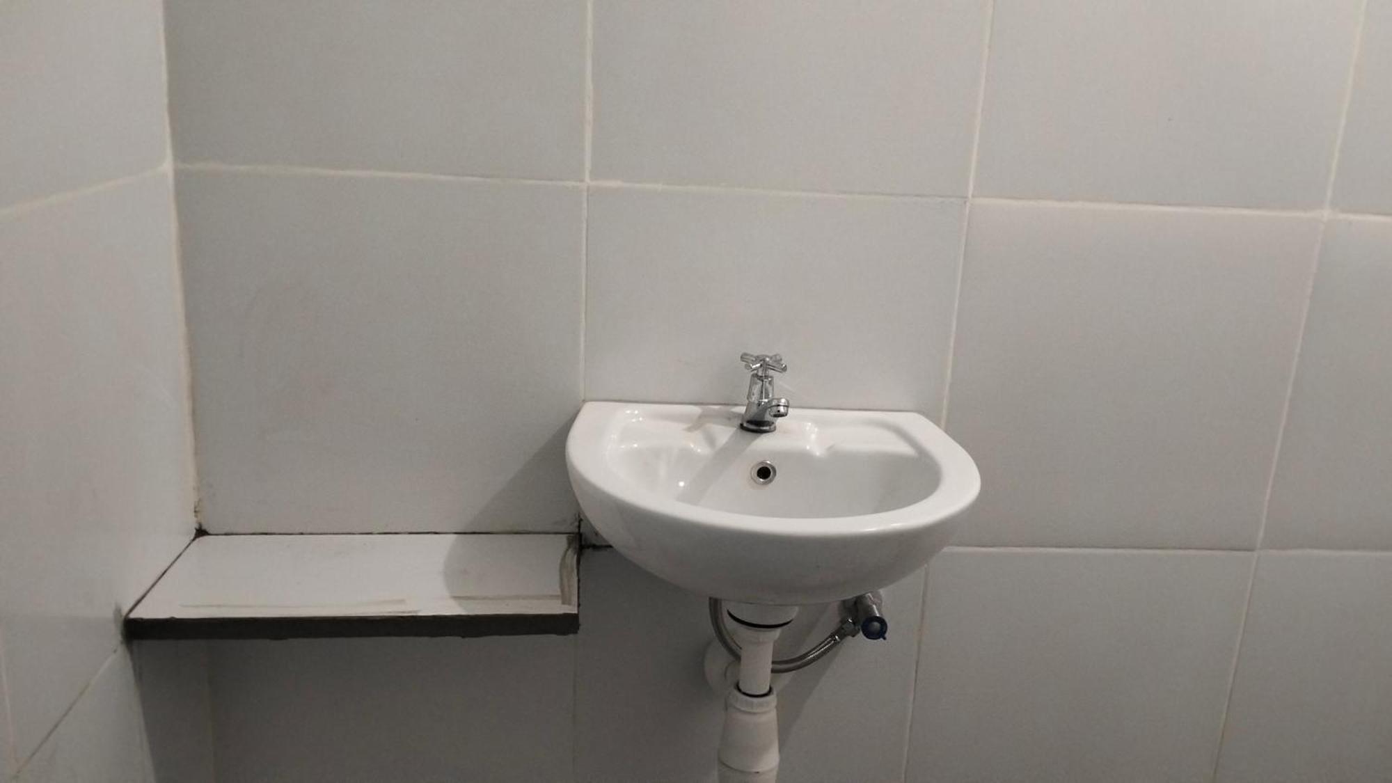 Nadil Homestay Kuta  Zewnętrze zdjęcie