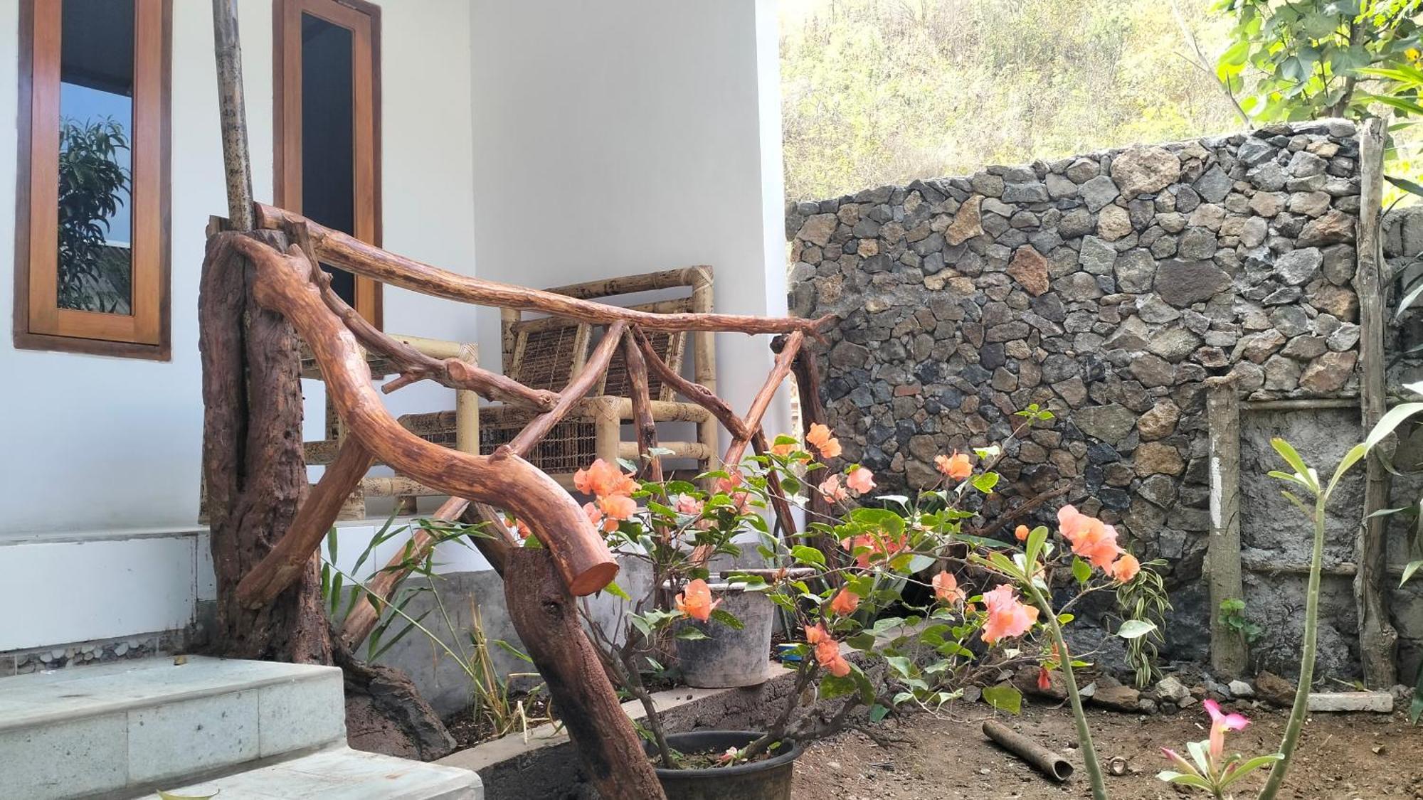 Nadil Homestay Kuta  Zewnętrze zdjęcie